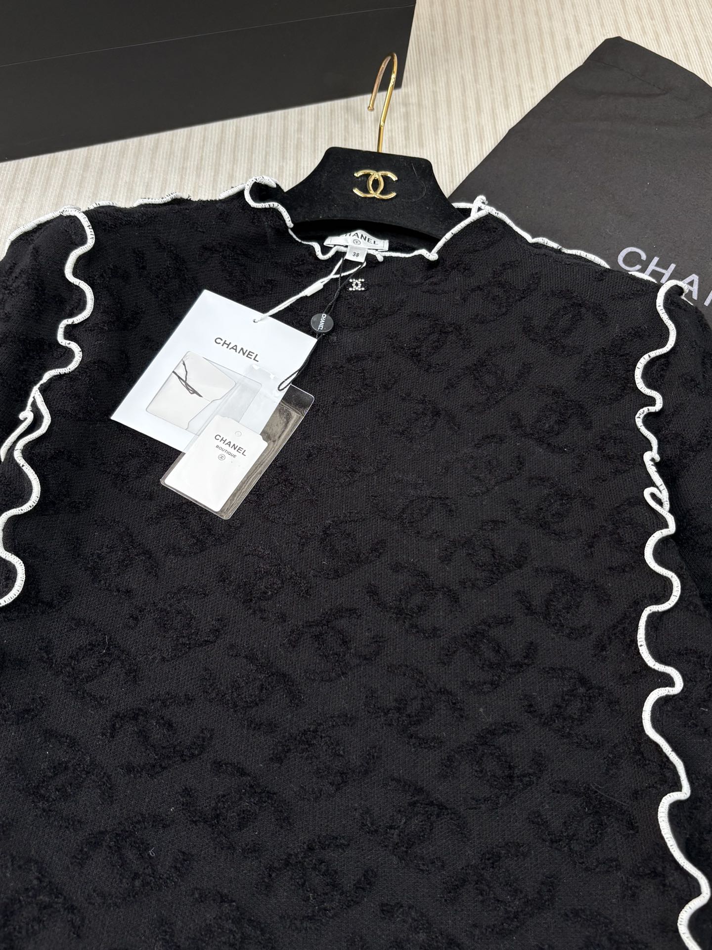 CNL Knitted short T-shirt 1825041801