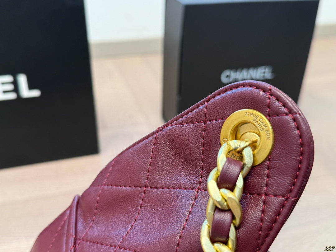 CH Bucket Bag 34*27 1825022101