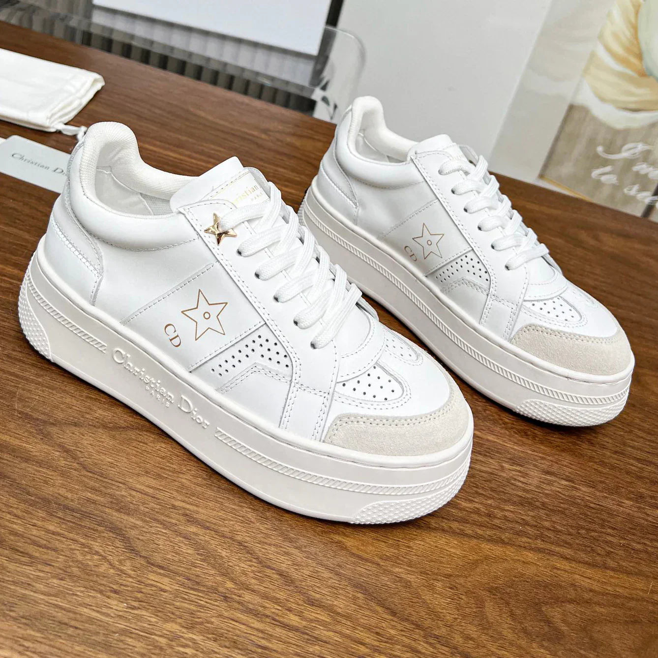 New Thick soled Sports White Shoes 1024103002