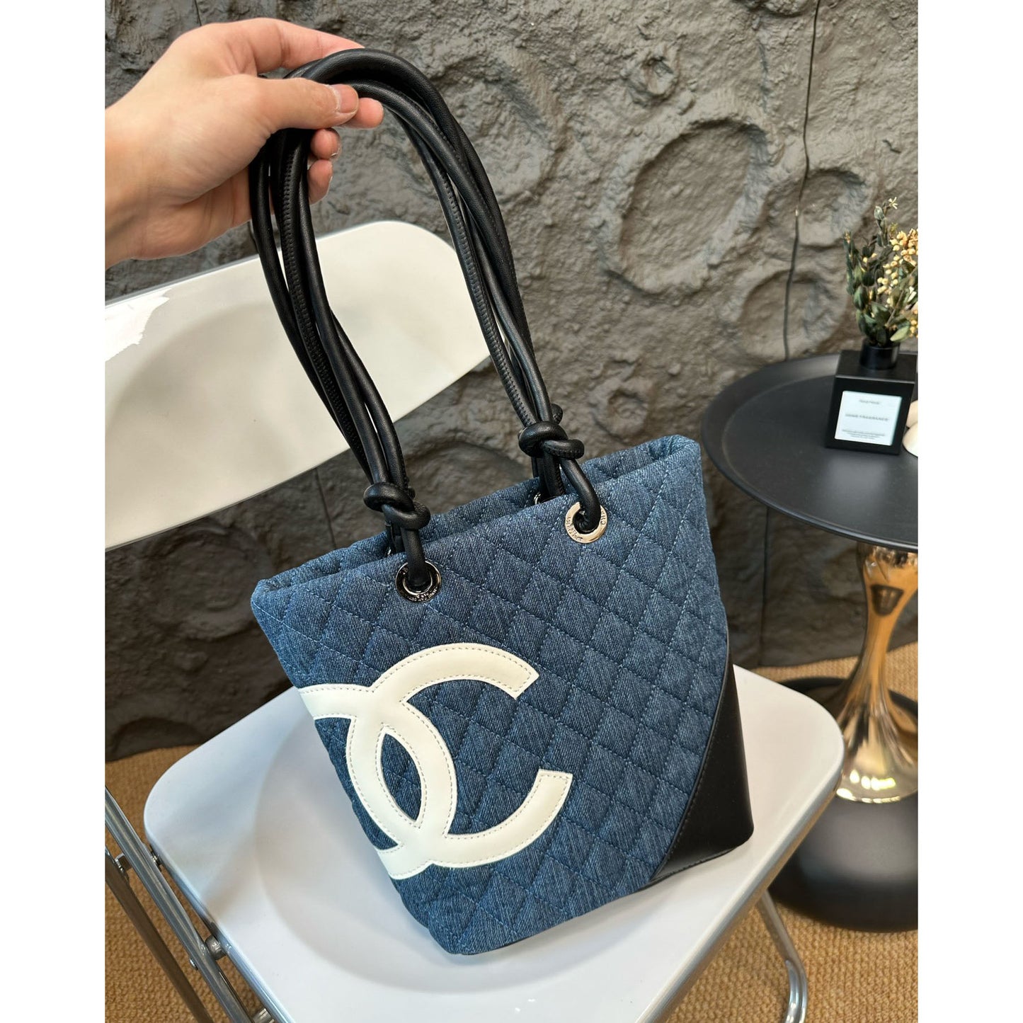 CH Denim tote 1824082103