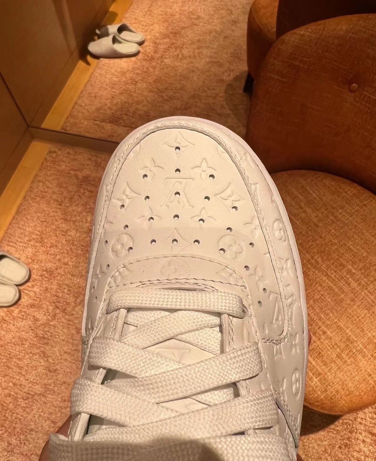 Three-party joint leather embossed sneakers XC1623071702