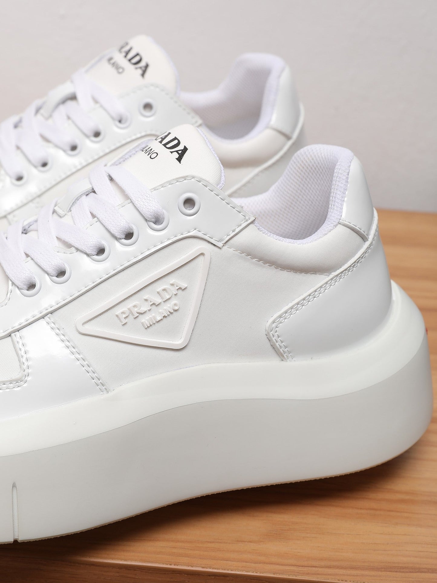 PR sneakers 1825062703