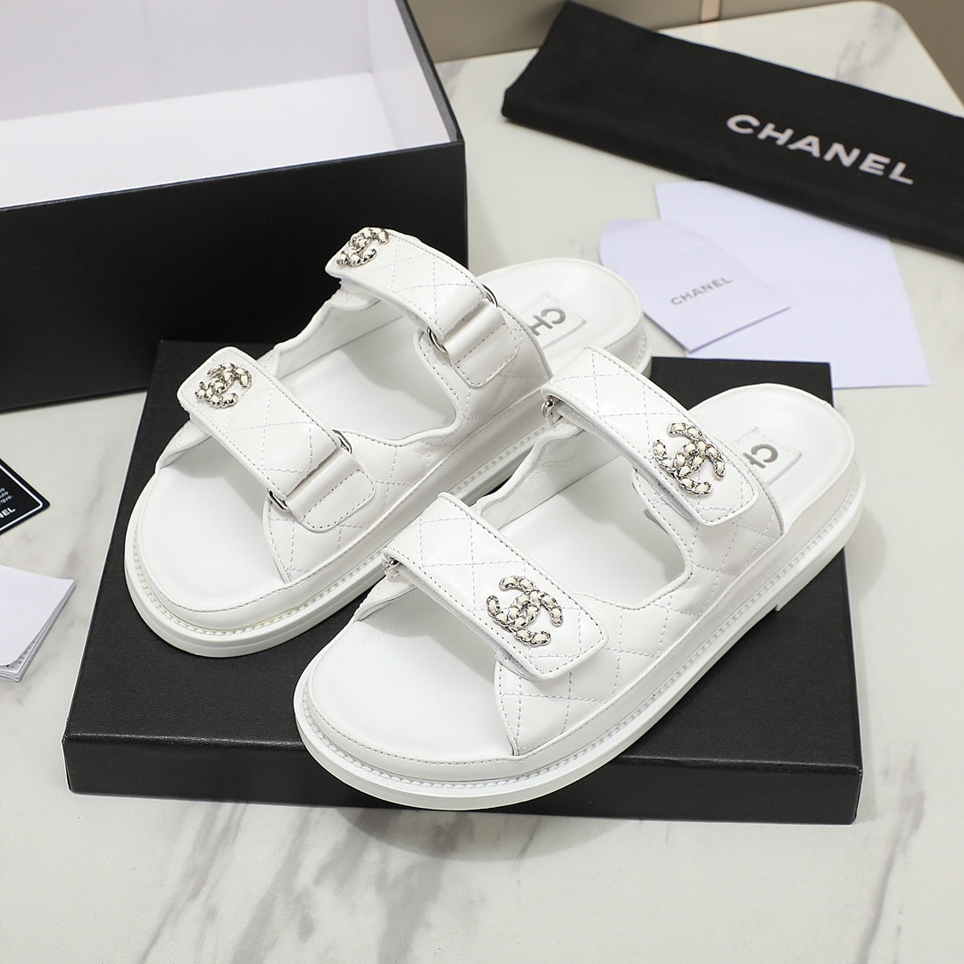 CLN Leather Sandals 1825050702