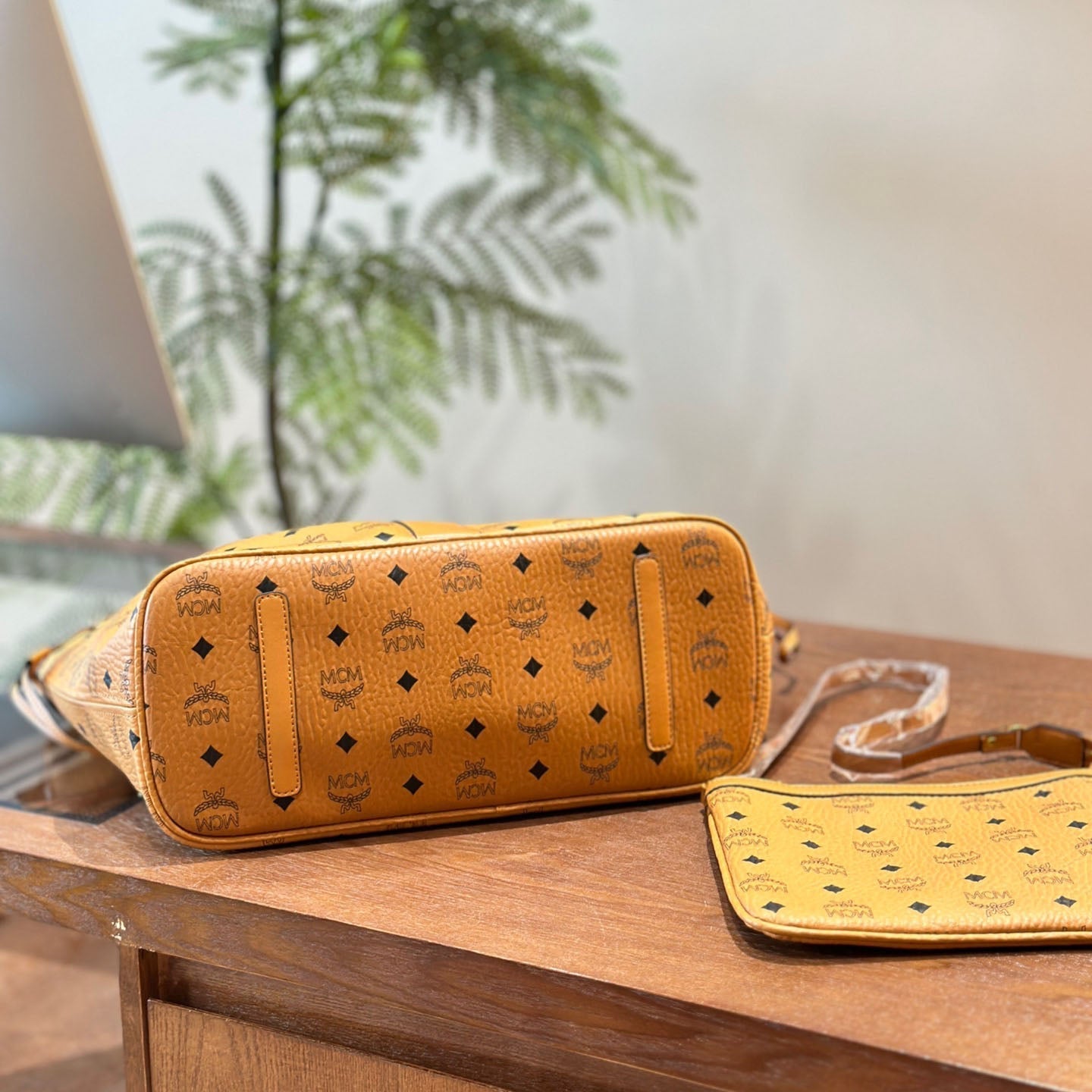 Classic mcm tote bag XC24092420