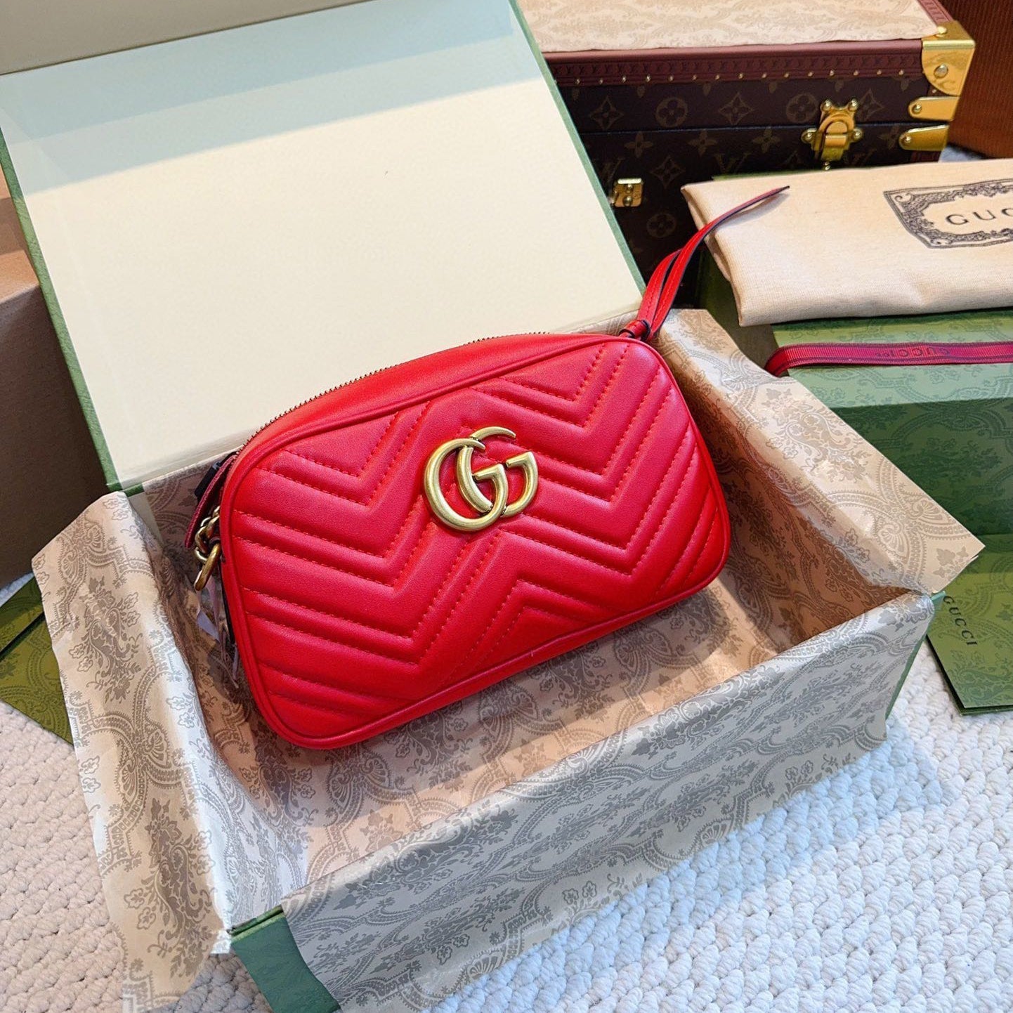 The small Marmont chain shoulder bag 1824050602