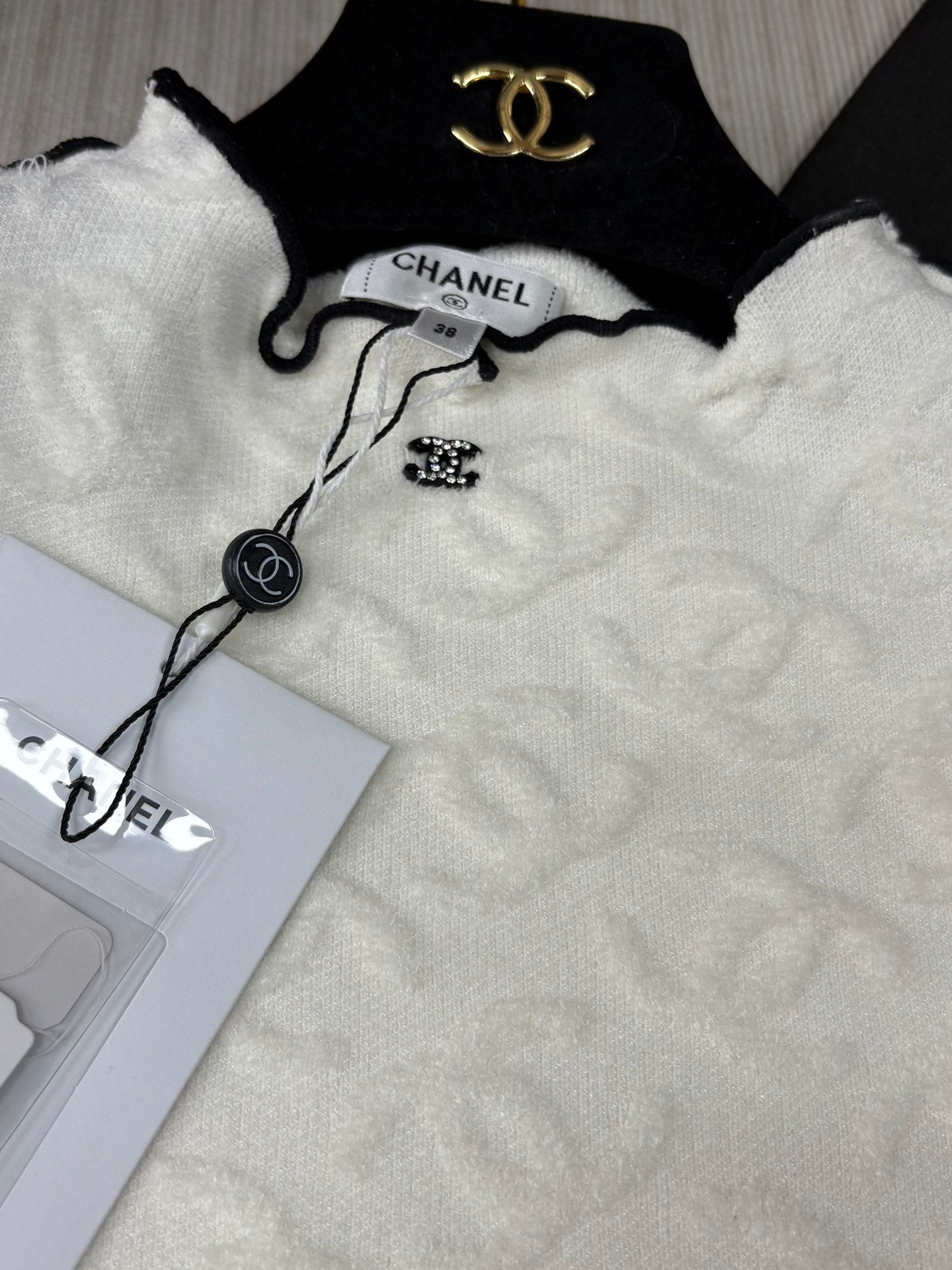 CNL Knitted short T-shirt 1825041801