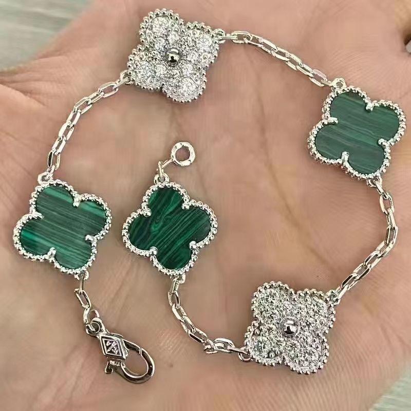 Versatile And Sophisticated Couple Bracelet 1024022615