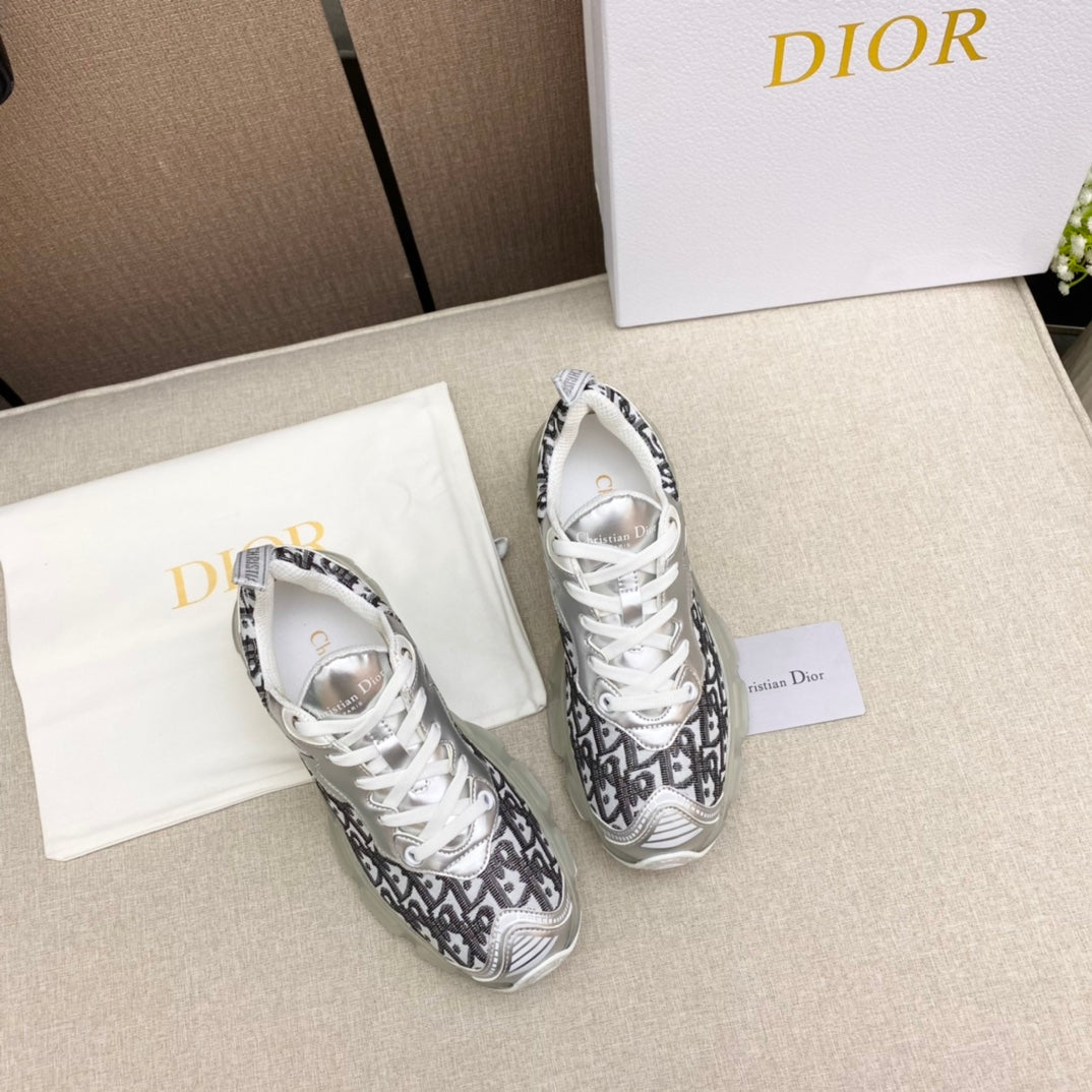 New fashion and versatile sneakers  PD1023110918