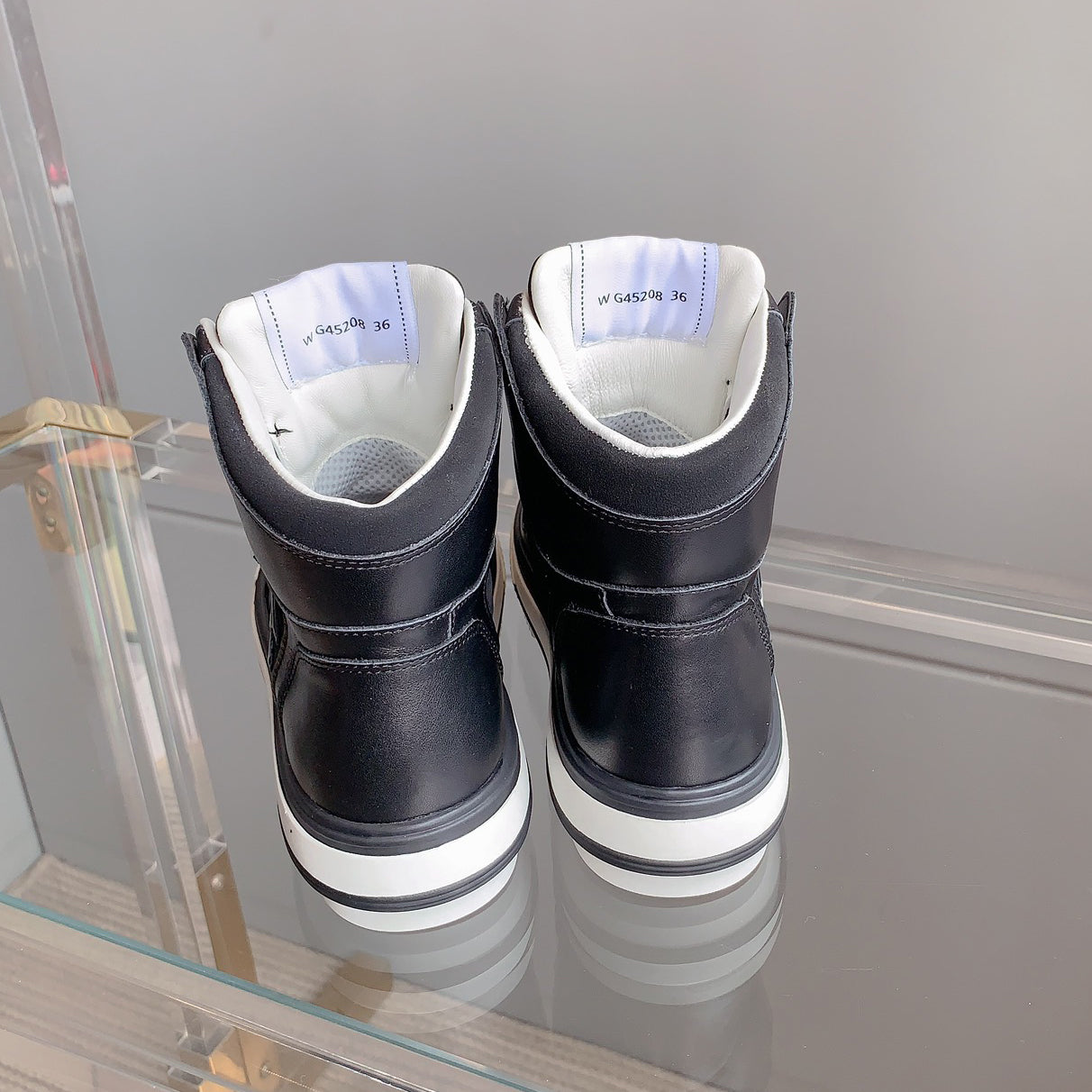 CNL Classic versatile rhombus sneakers 1824061008