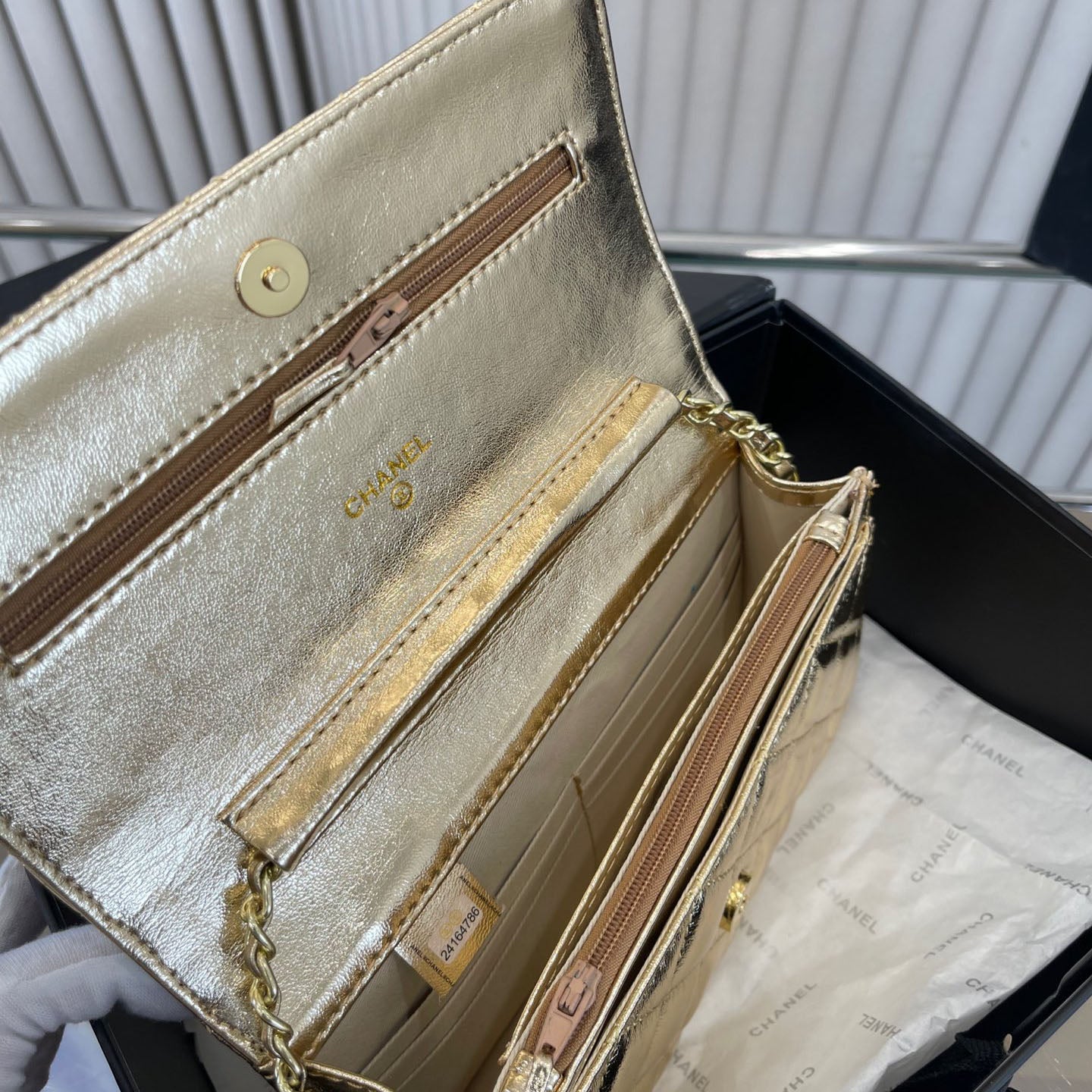 Golden Retro Leisure Fortune Bag WLFBG23021723