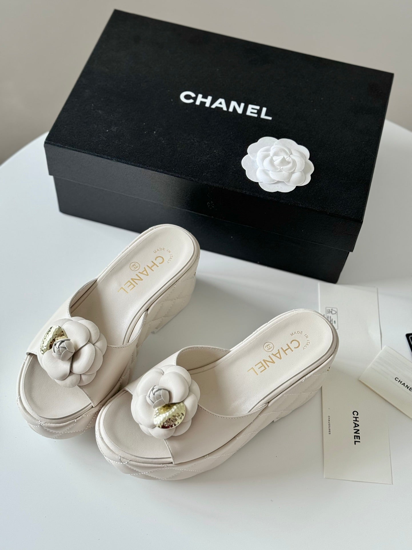 CNL 24SS camellia platform slippers 0724042709