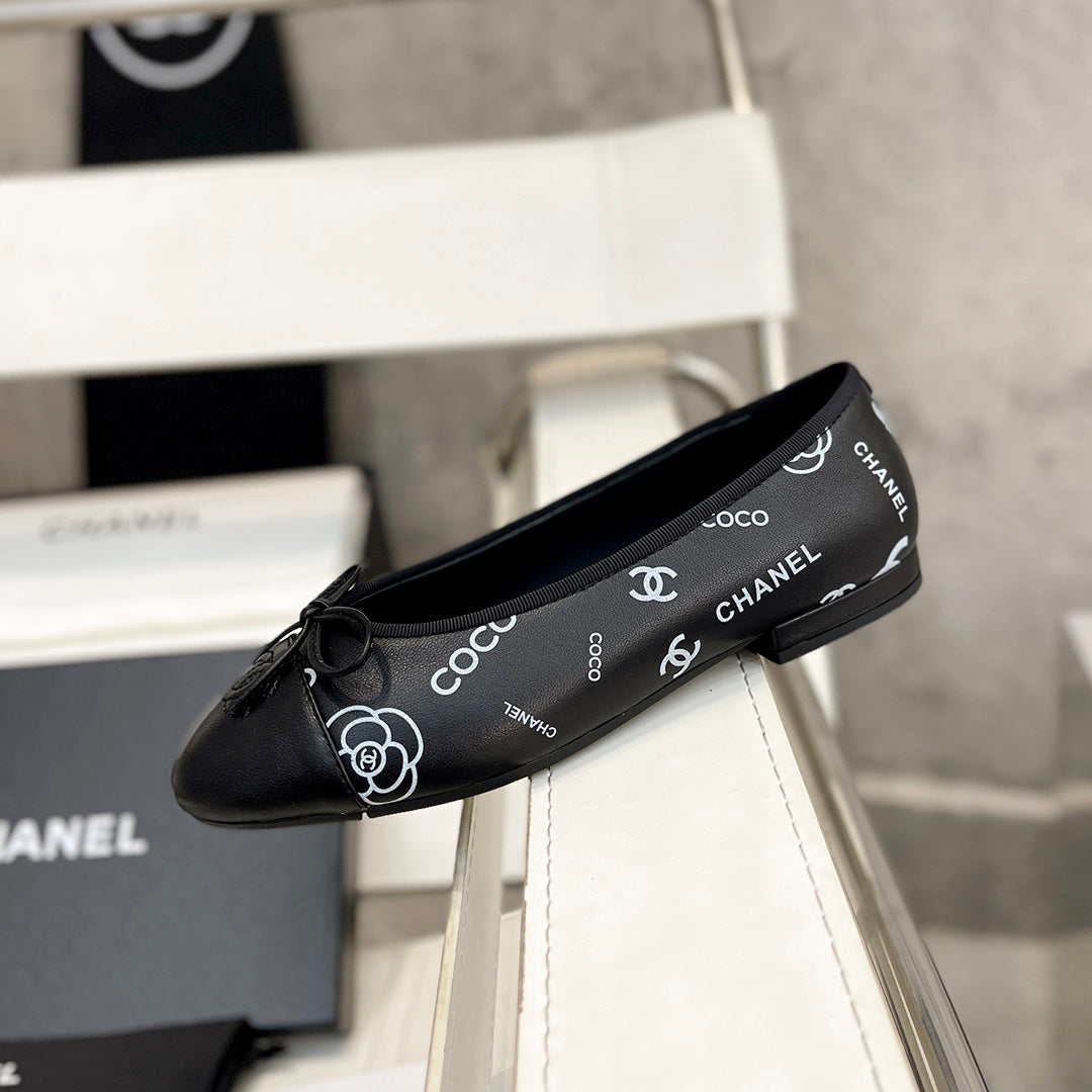 Camellia Print Trendy Classic Flat Round Toe Sandals XC1623072802