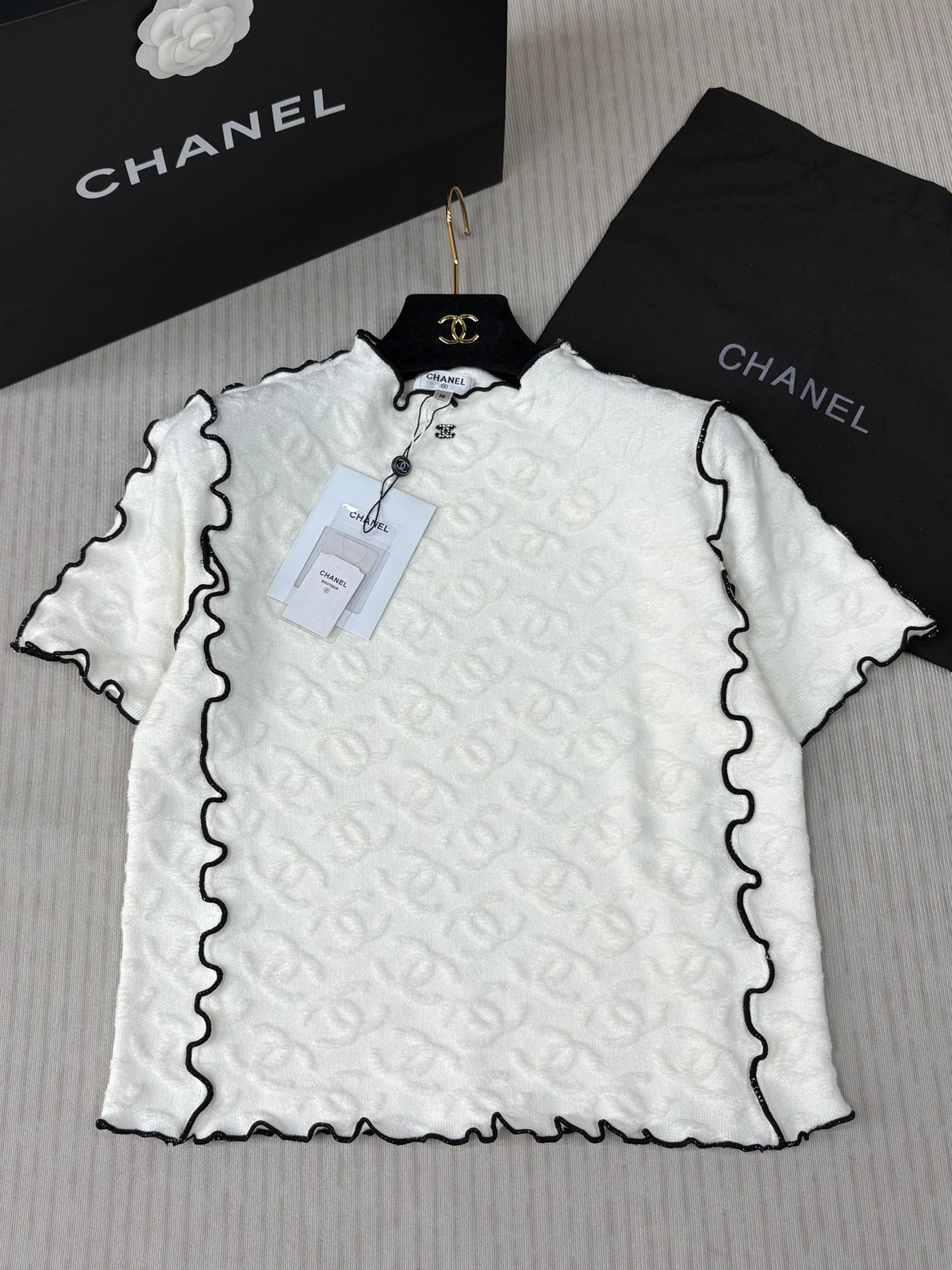 CNL Knitted short T-shirt 1825041801