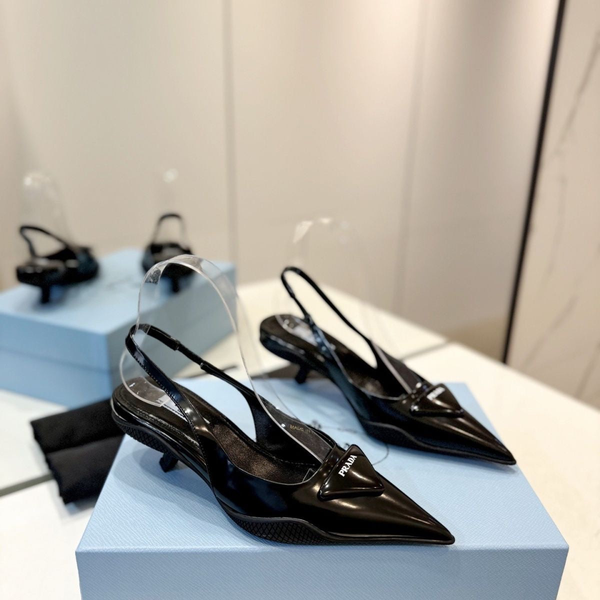 PR Pointed high heel sandals 1824091302