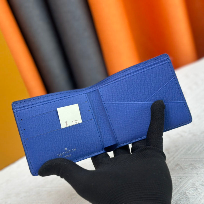 Cloud logo wallet 1824100713