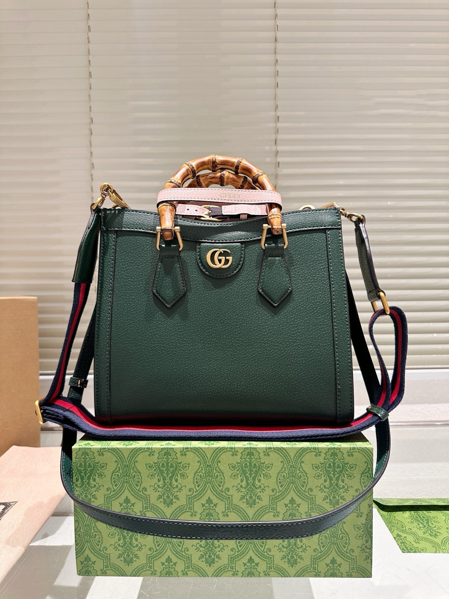 GG Diana Bamboo Handbag(27*24) 1825062302