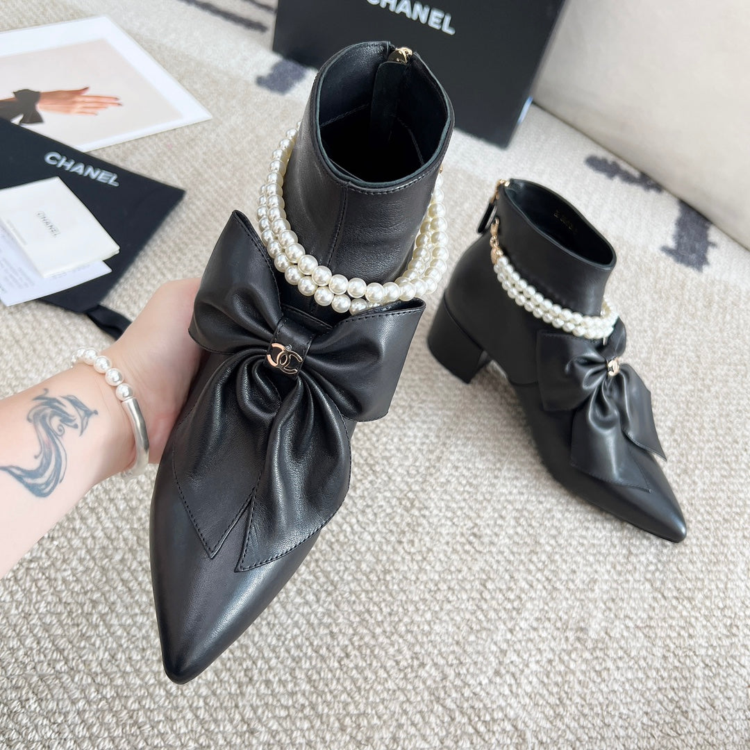 CNL Zip Pearl Booties 0724090506