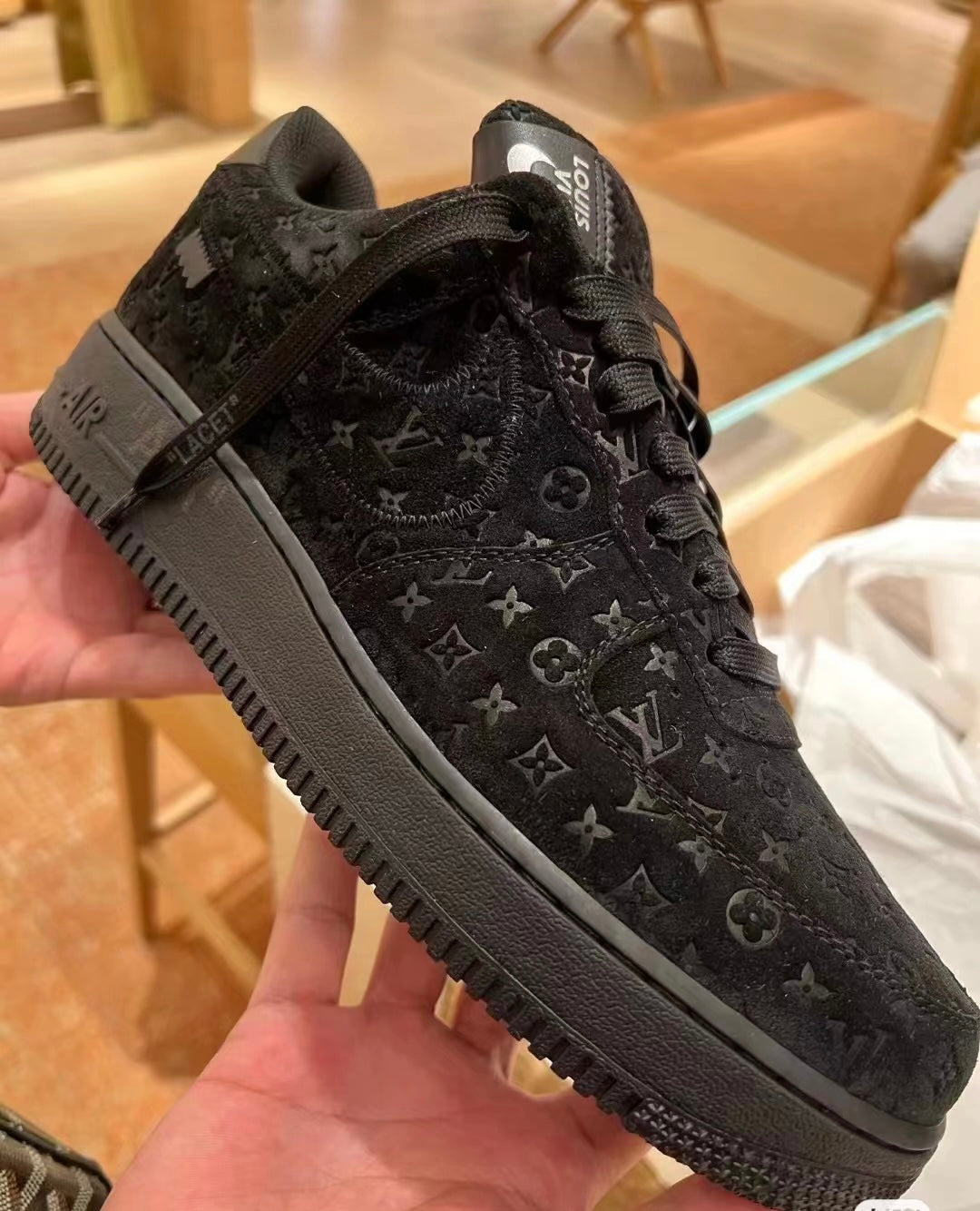 Three-party joint leather embossed sneakers XC1623071702