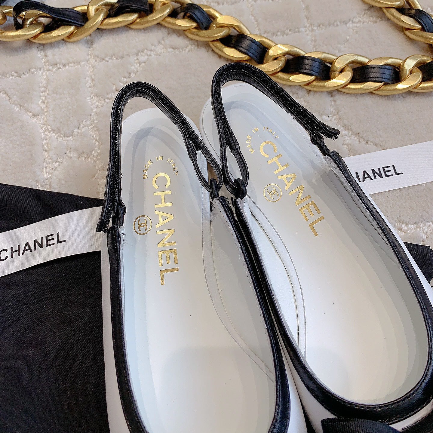 The latest catwalk style bow half package flat sandals 1824041601