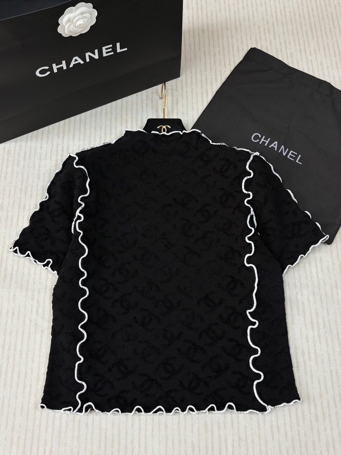 CNL Knitted short T-shirt 1825041801