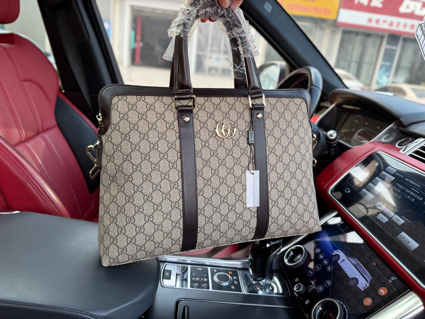 GG briefcase 1825040109