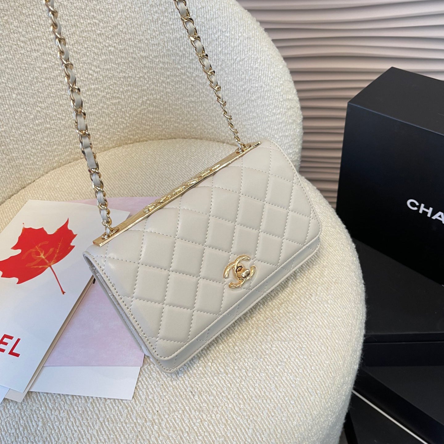 All-match chain shoulder bag 1824041103