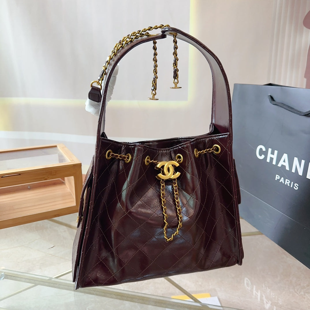 CH Bucket Bag 1824082102