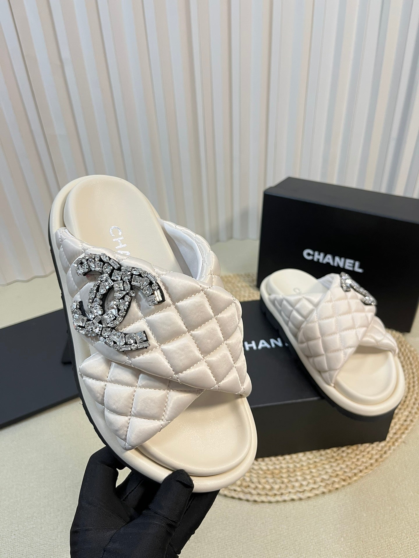 CNL thick-soled Velcro women's slippers 0724042704