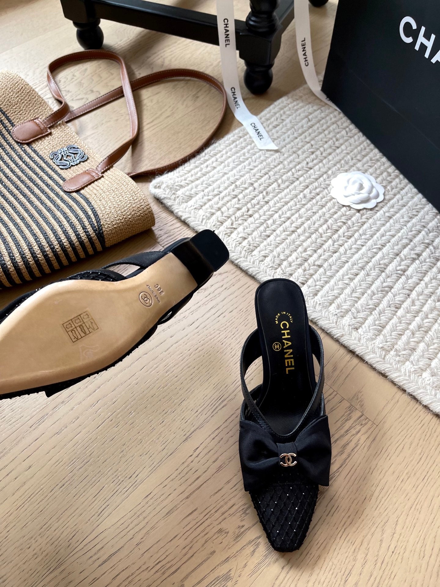 CNL Bow and pearl buckle sandal 1825042901