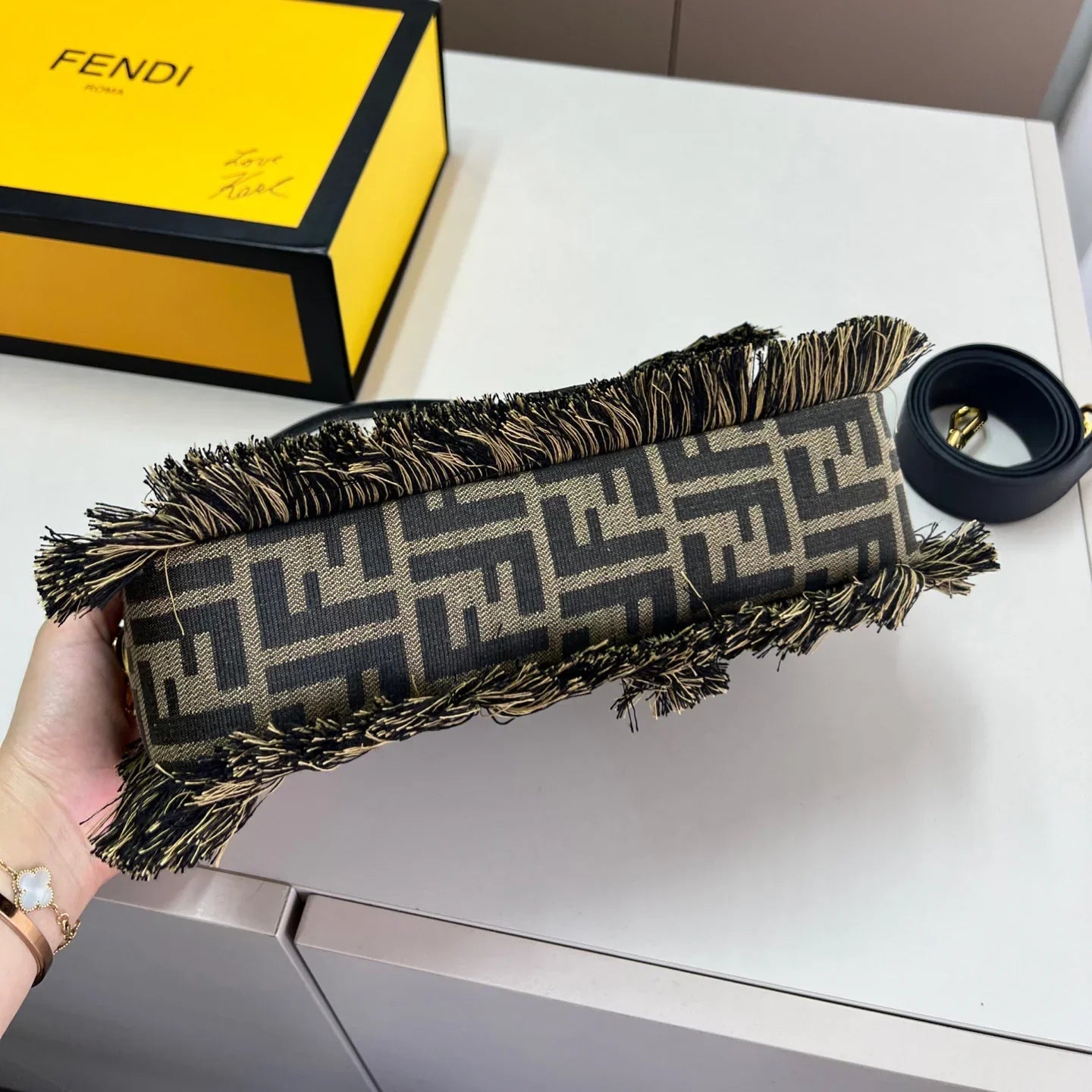 FD Tassel Baguette 1025070407