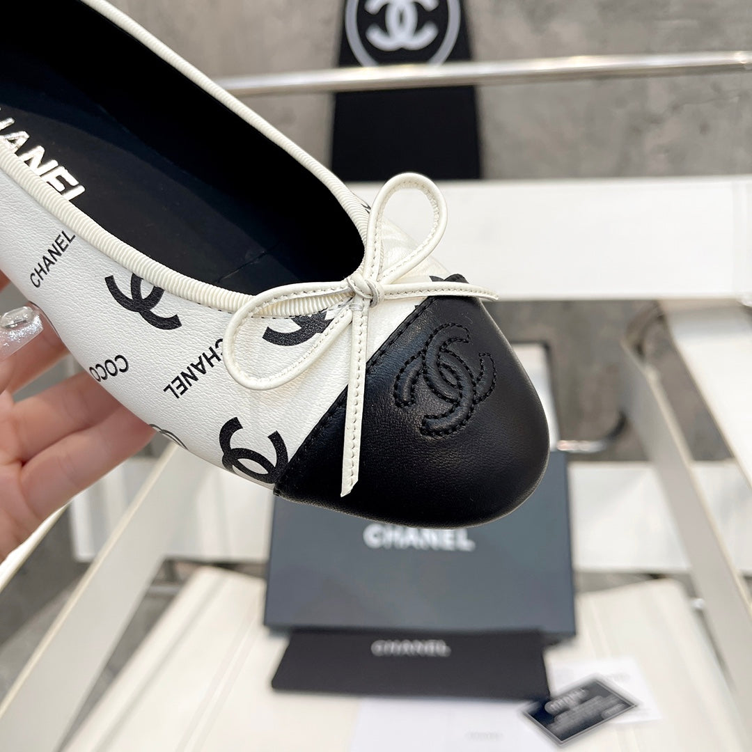 Camellia Print Trendy Classic Flat Round Toe Sandals XC1623072802