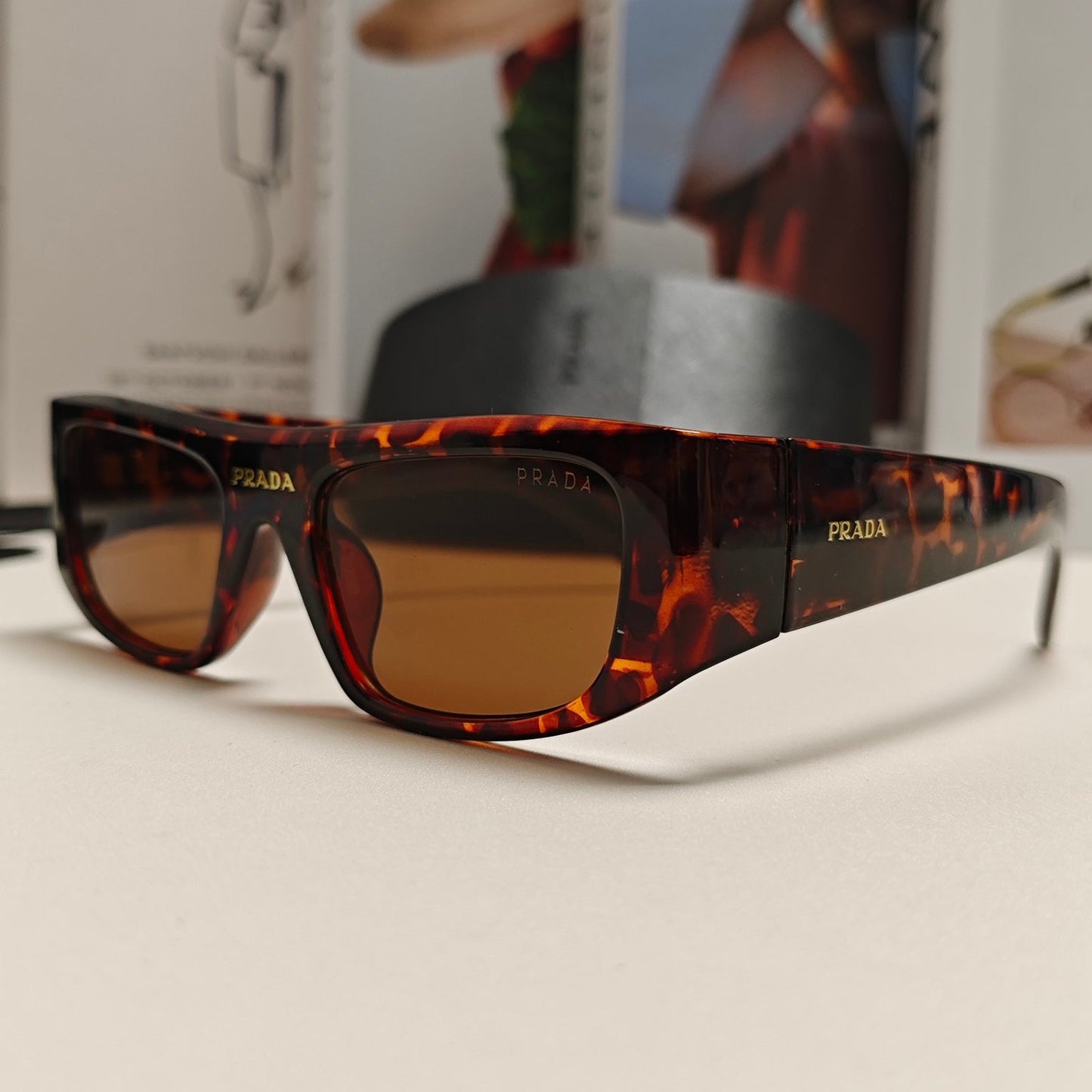 24 new unisex retro rectangular integrated sunglasses 1824042404