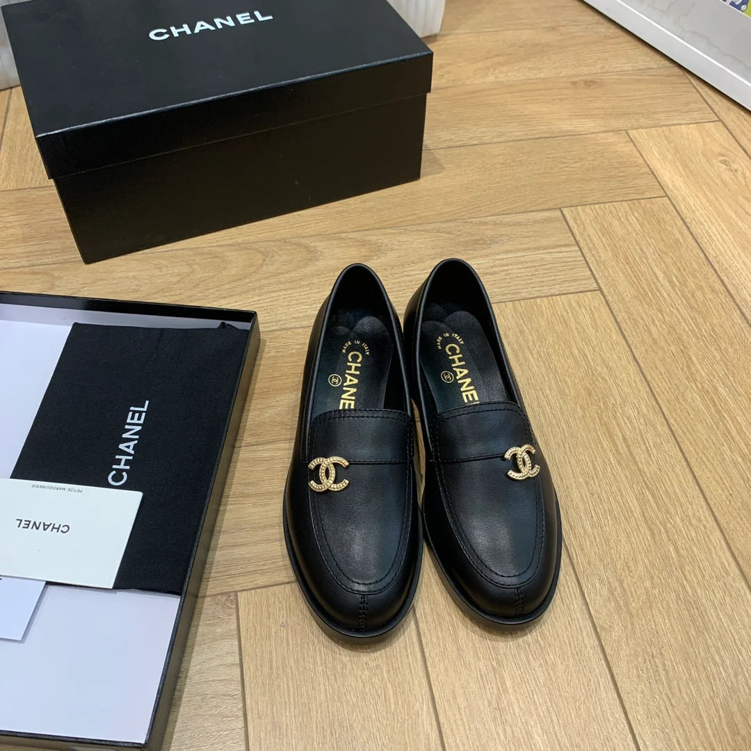 Classic Colour Block Double C Loafers 1024122402