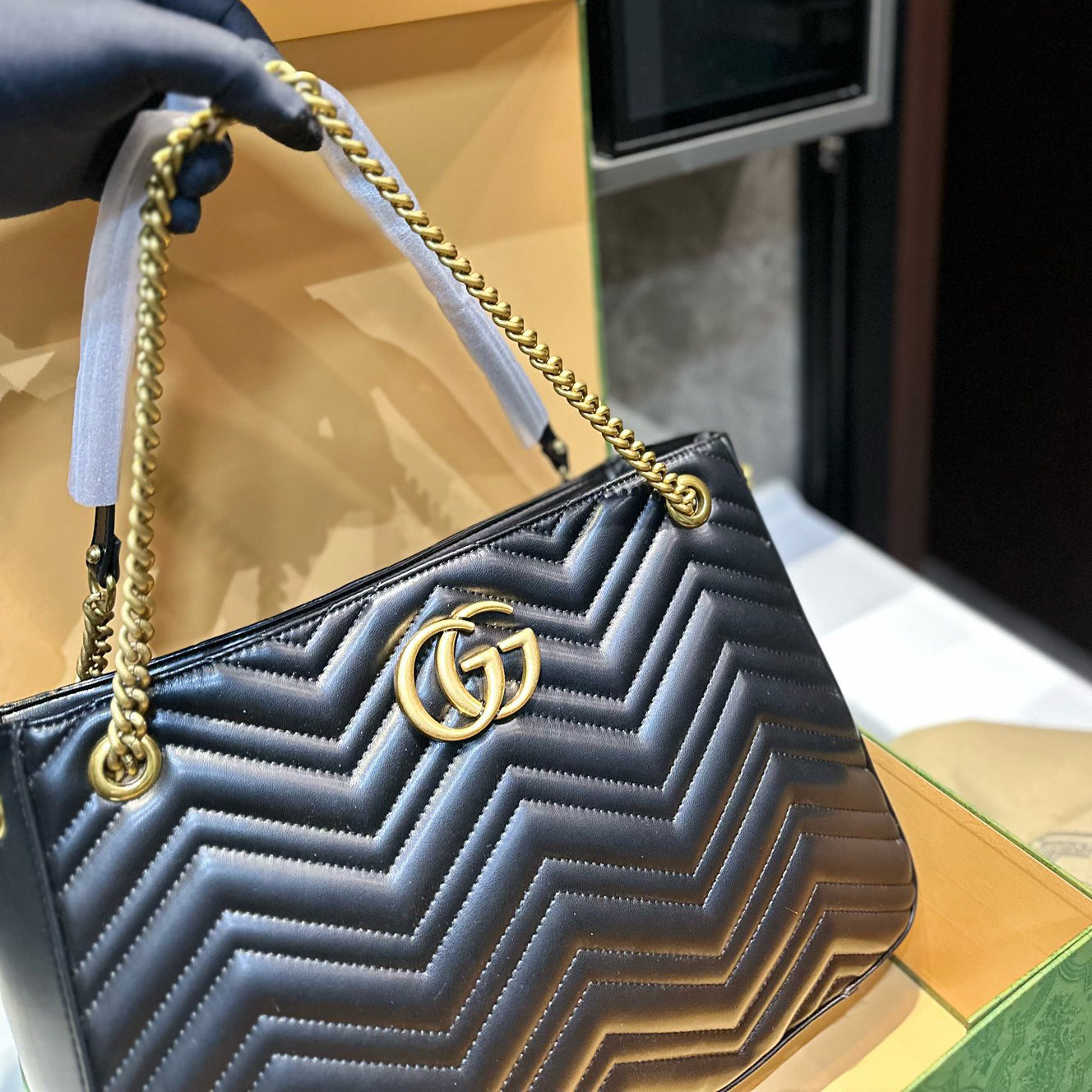 All-match G marmont chain tote bag 24041701