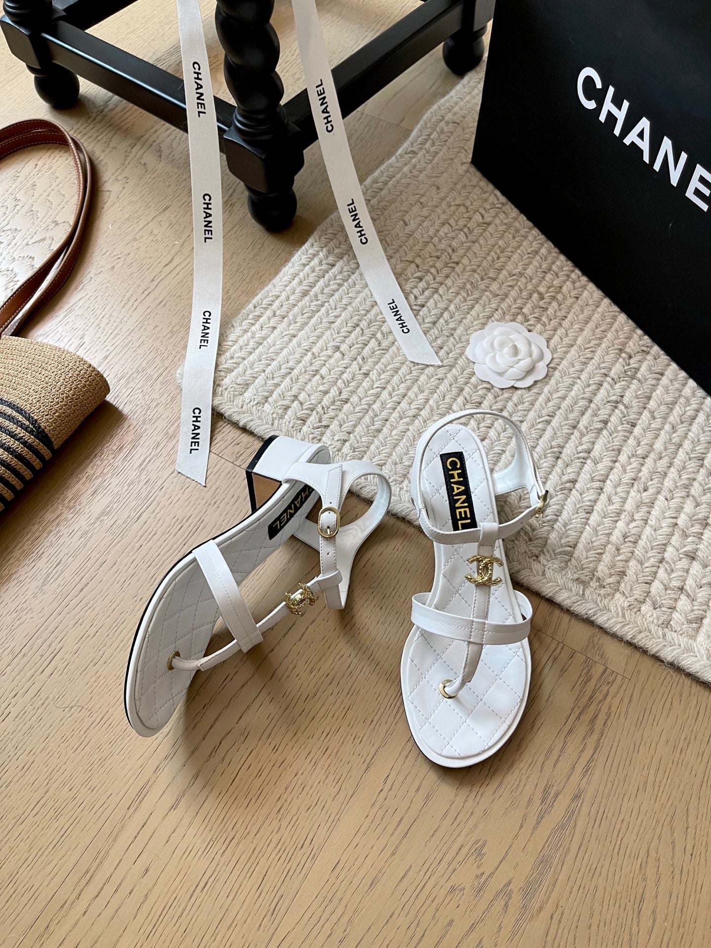 CLN Leather chunky heel sandals 1825051202