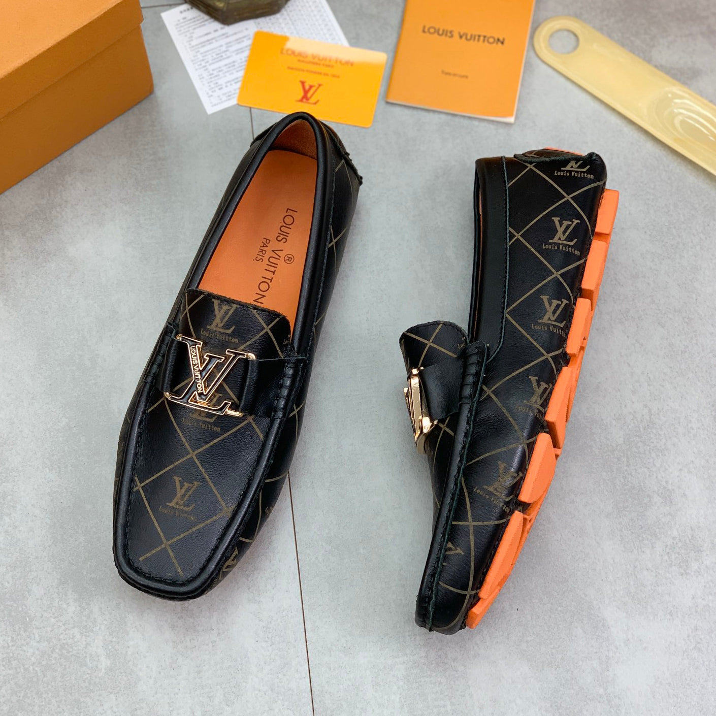 New High Grade Fashion V Logo Men's Loafers XC1823111403