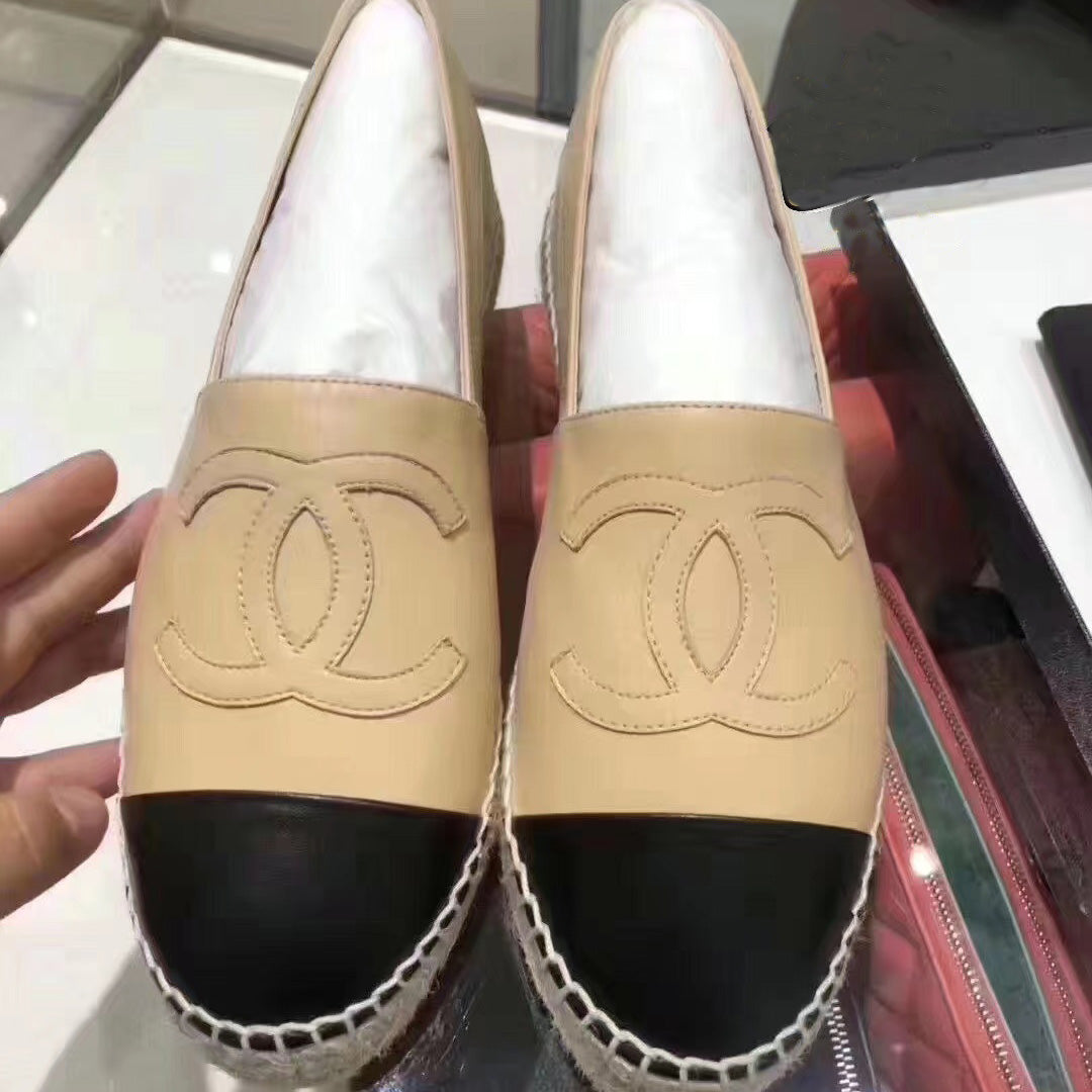 New fashion D logo womens loafers2