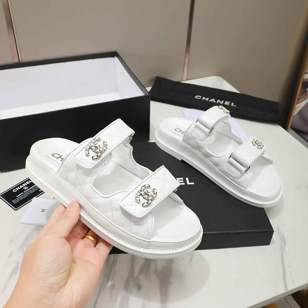 CLN Leather Sandals 1825050702