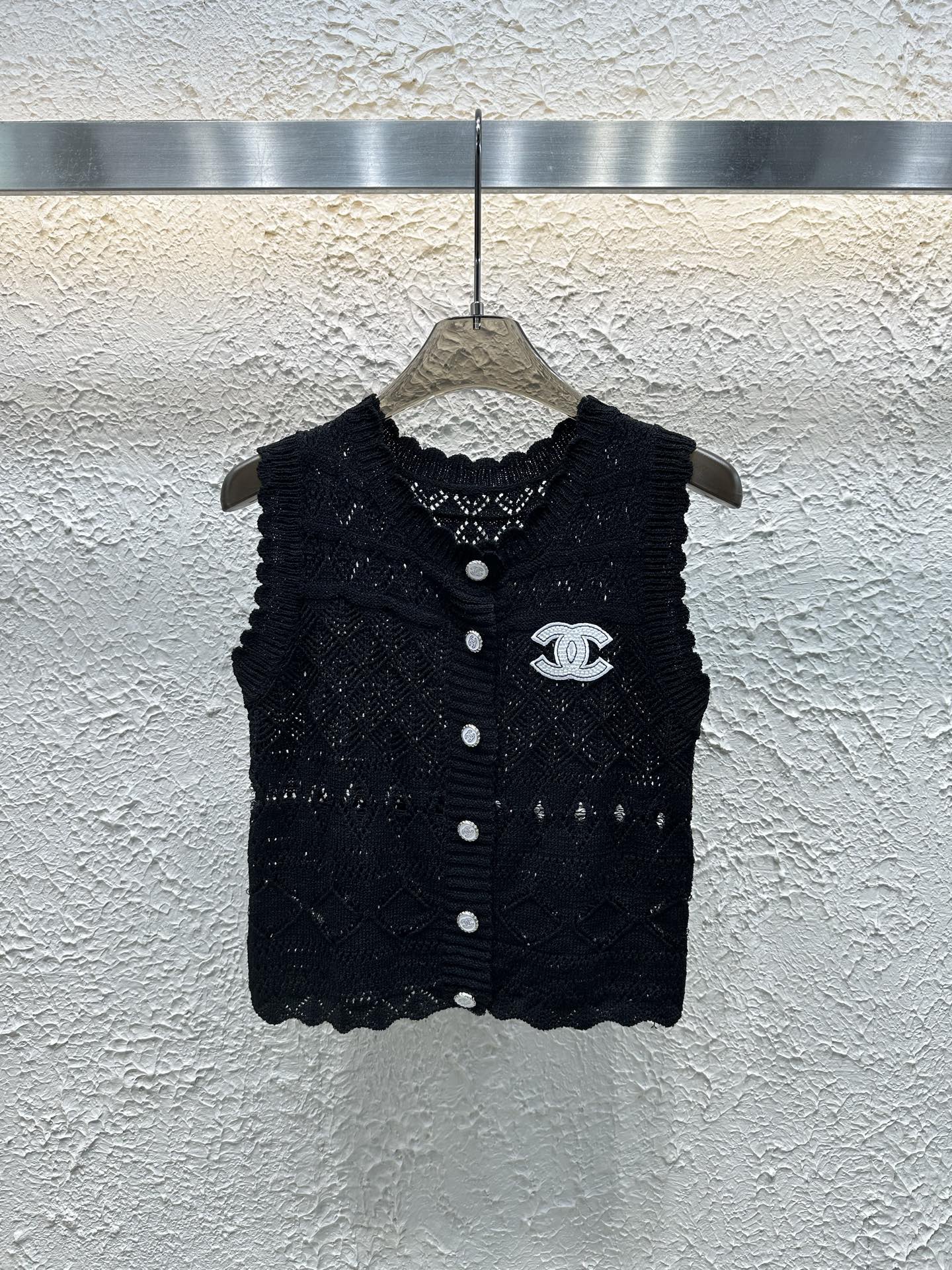 CNL Openwork knit vest 1825042914