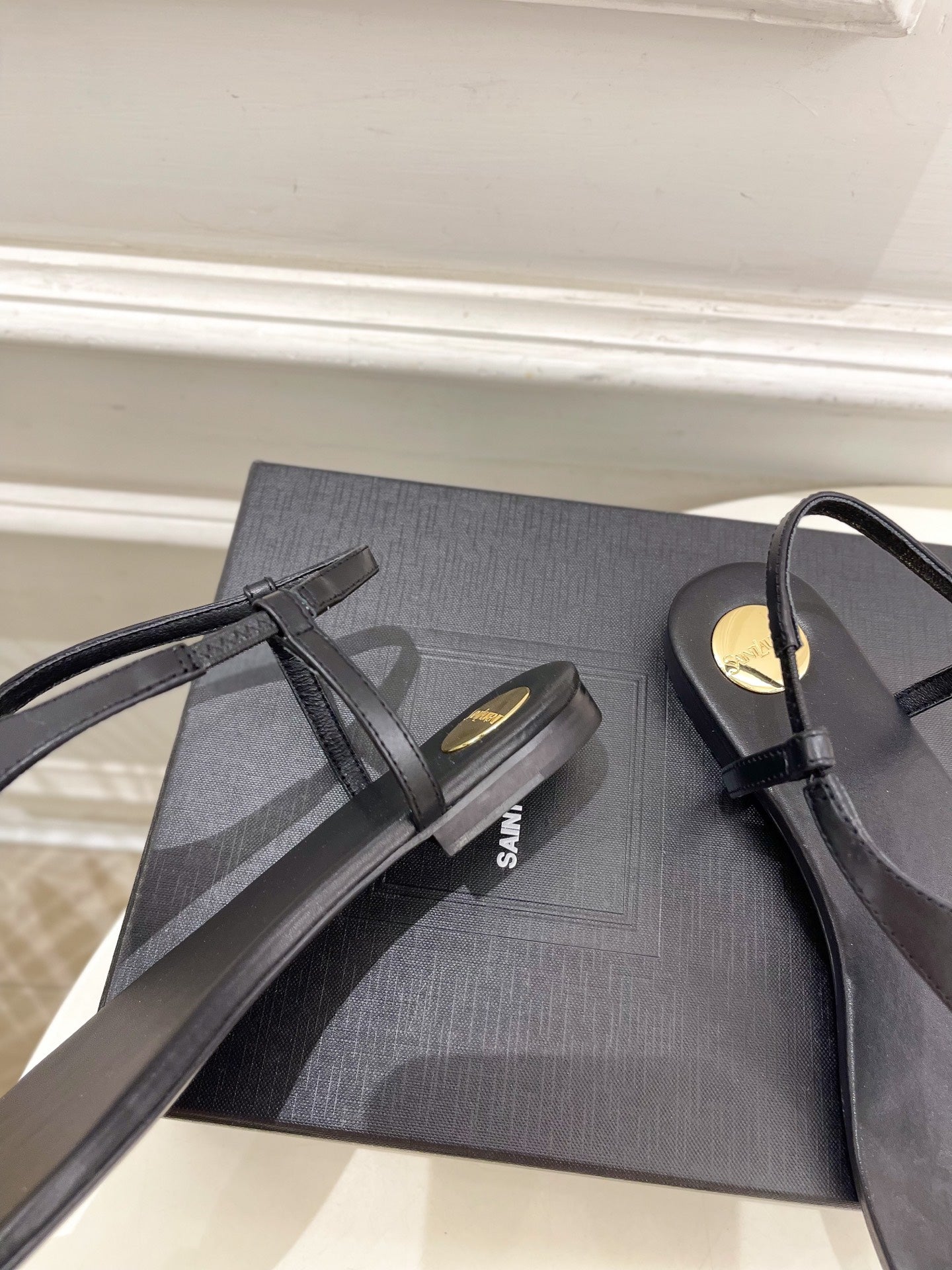 Early spring new YSL clip on sandals 1025032418