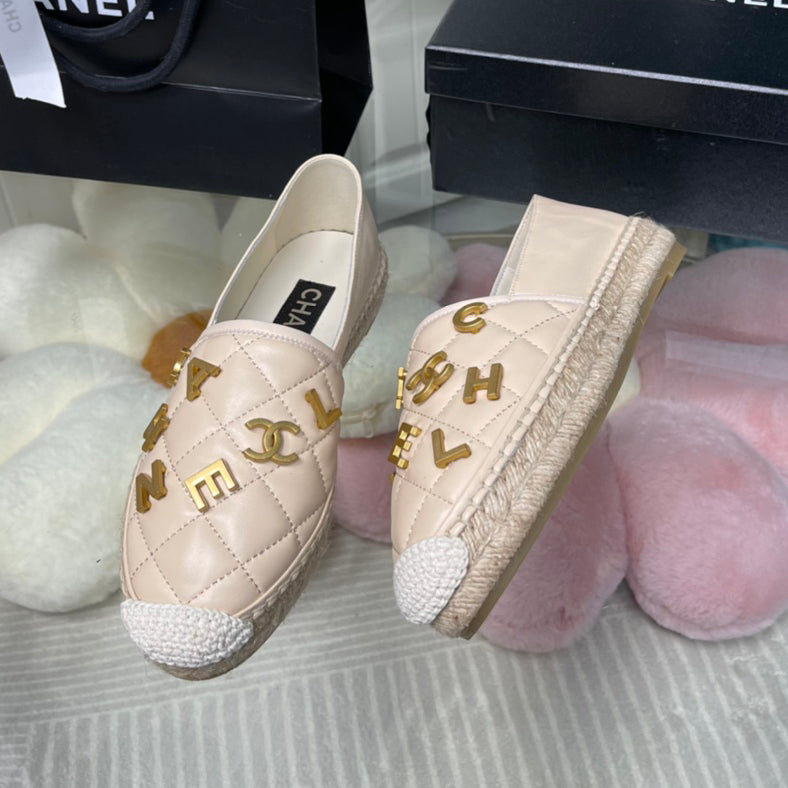 Diamond letter fisherman shoes XC1802382101