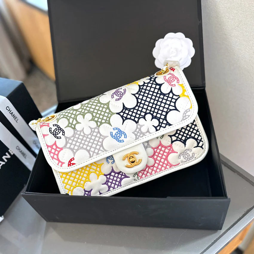 New relief flower embroidery handbag 1024070906