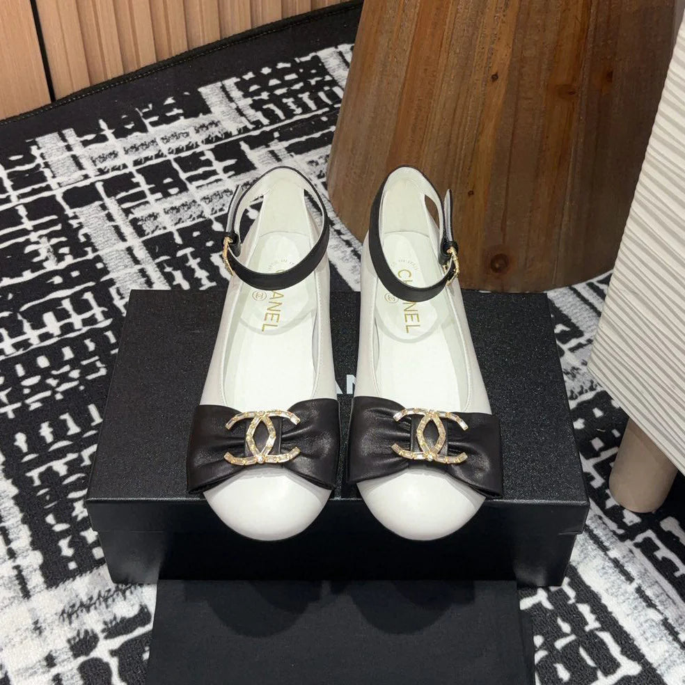 Butterfly Knot Double C Diamond Single Shoes 1024101511