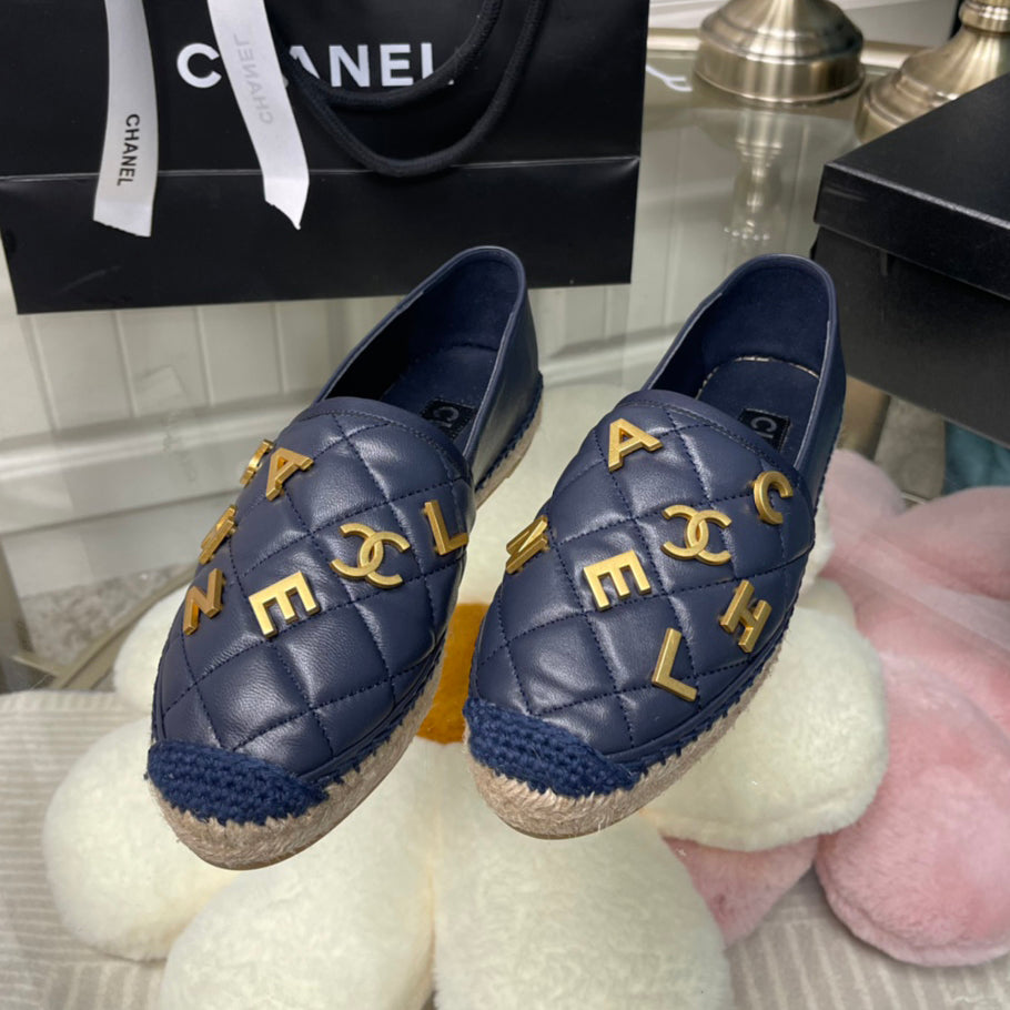 Diamond letter fisherman shoes XC1802382101