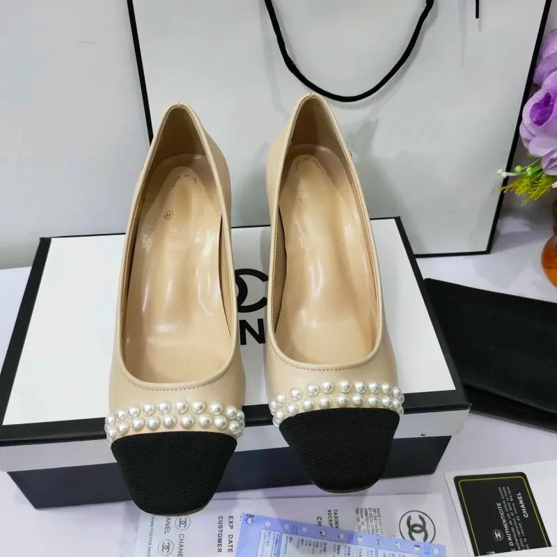 Fashion and versatile casual women's shoes 1023112810