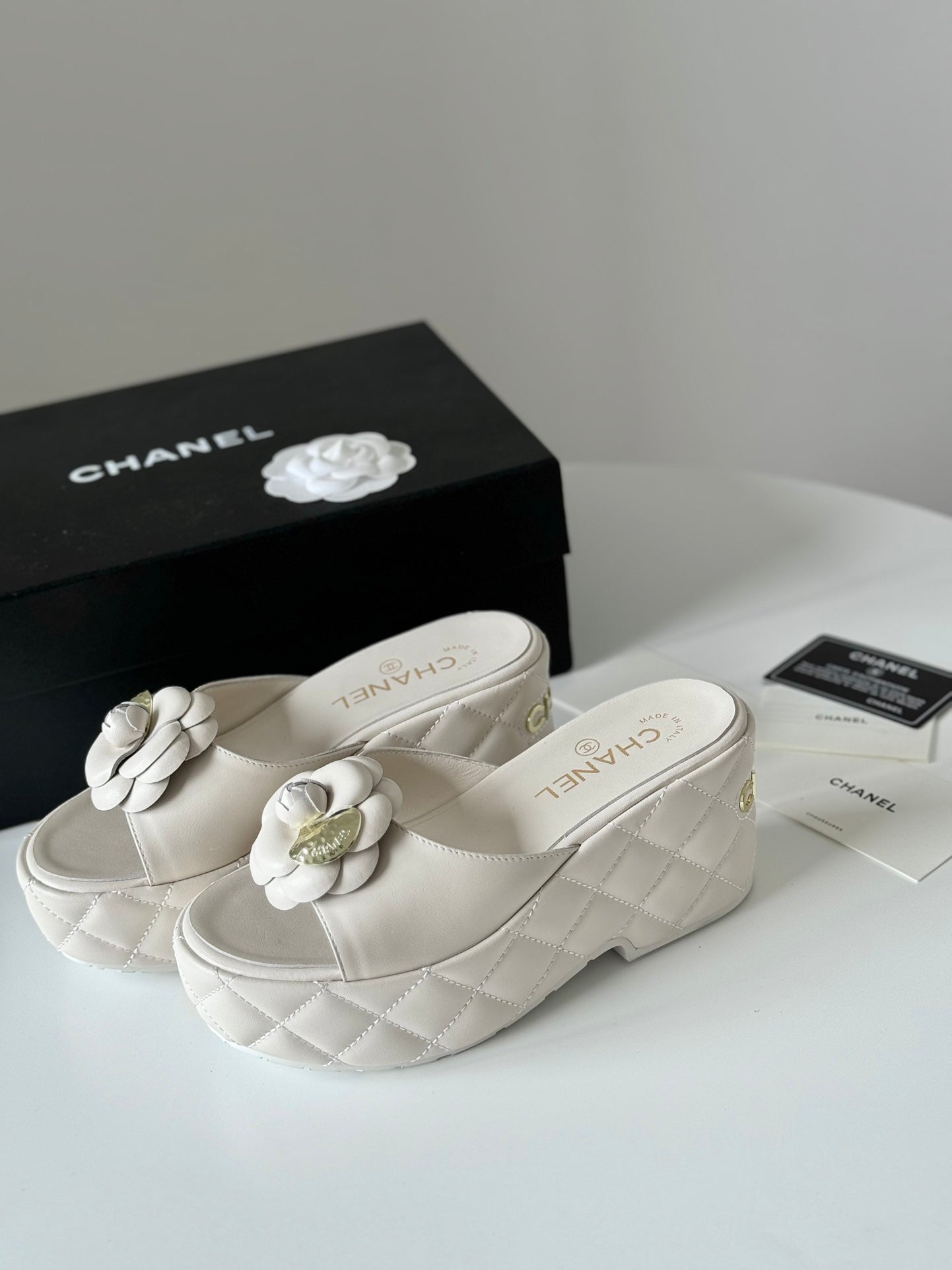 CNL 24SS camellia platform slippers 0724042709