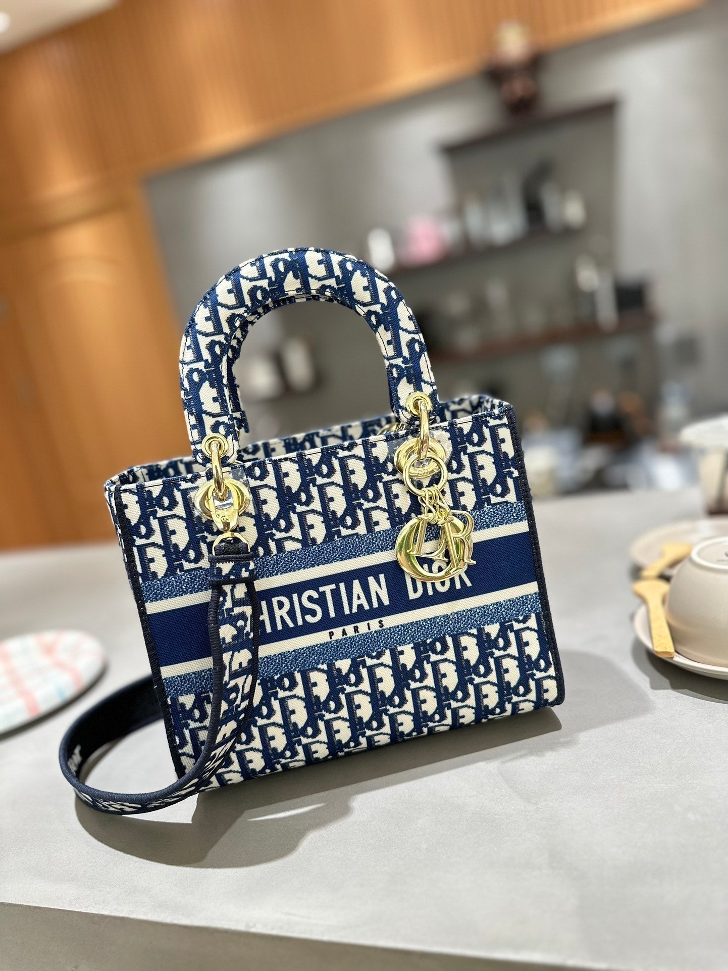 Lady classic bag XC0123071806