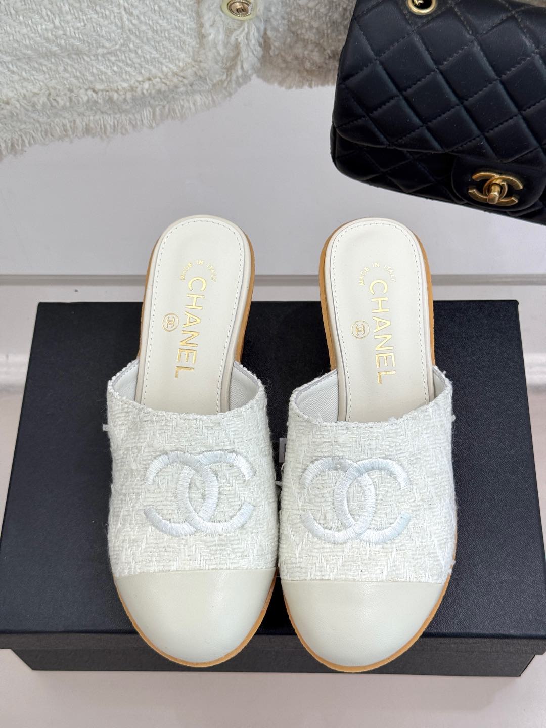 CH Chunky heel platform slippers 1825010703