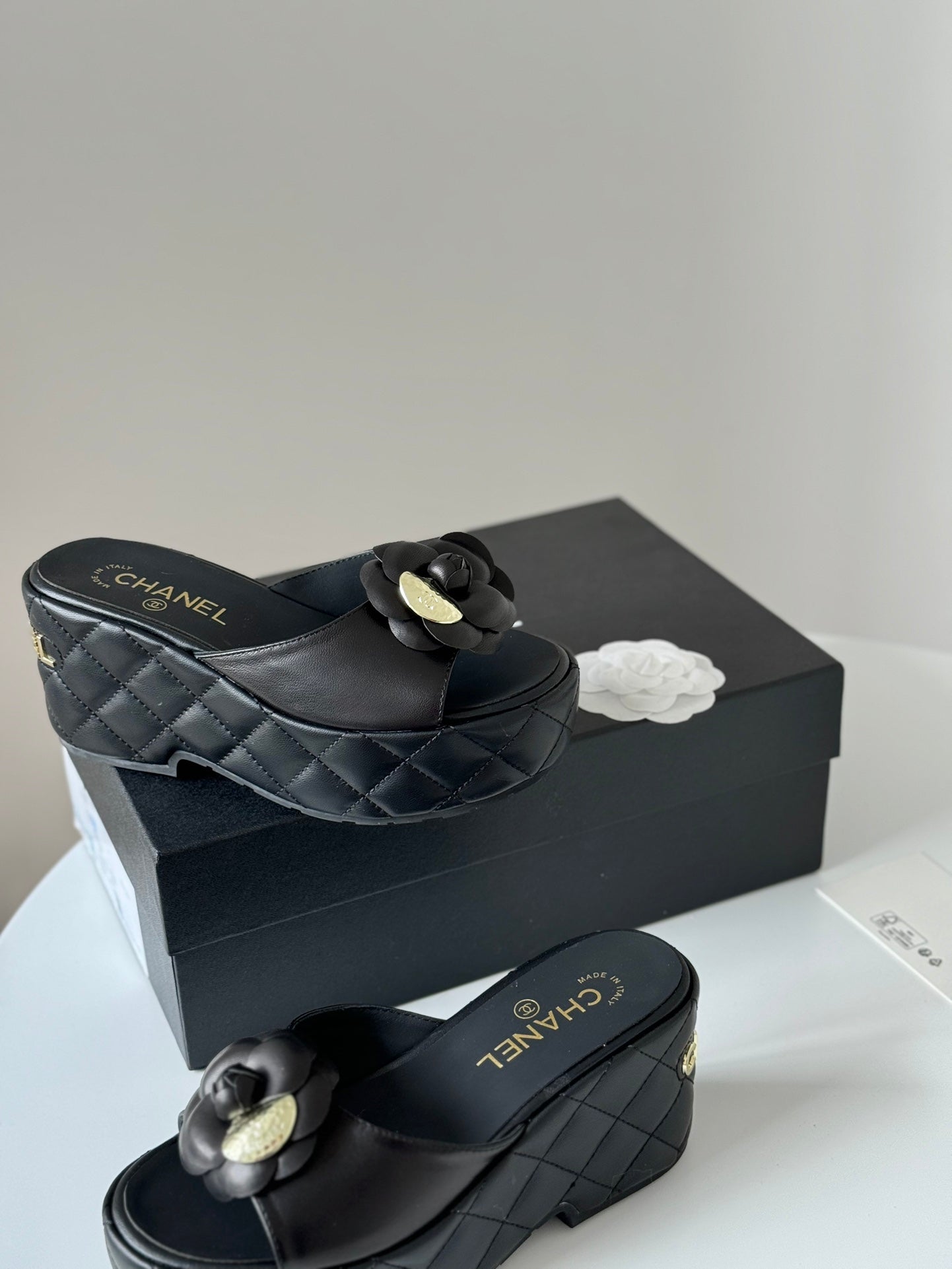 CNL 24SS camellia platform slippers 0724042709