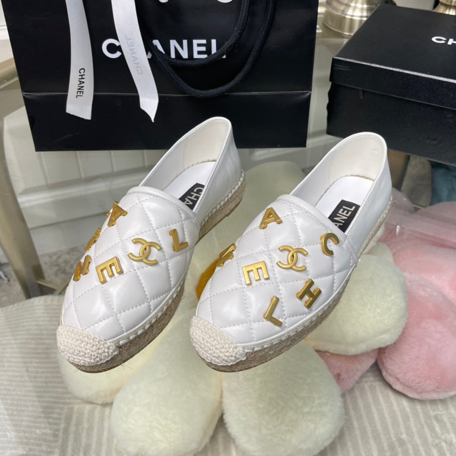Diamond letter fisherman shoes XC1802382101